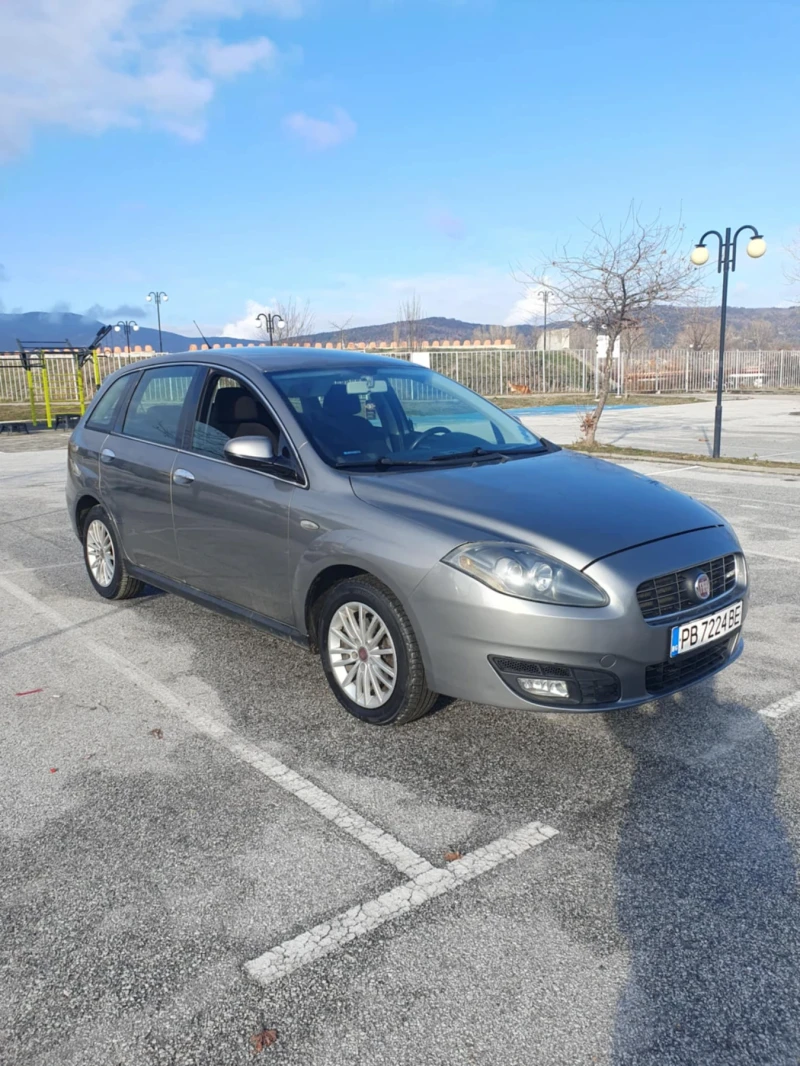 Fiat Croma 1.9 Дизел, снимка 1 - Автомобили и джипове - 49160557