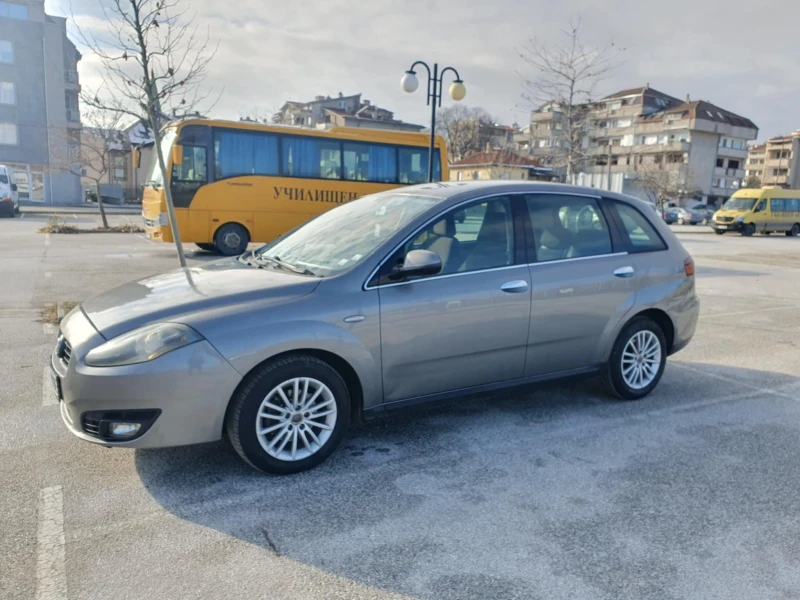 Fiat Croma 1.9 Дизел, снимка 3 - Автомобили и джипове - 49160557