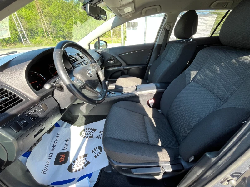 Toyota Avensis 2.2 Automatic, снимка 9 - Автомобили и джипове - 50084419