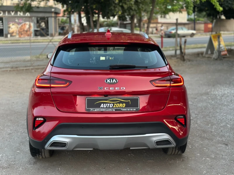 Kia XCeed КАМЕРА* ПОДГРЕВ* МЪРТВИ ТОЧКИ* 2019г* 20600км, снимка 4 - Автомобили и джипове - 50715838