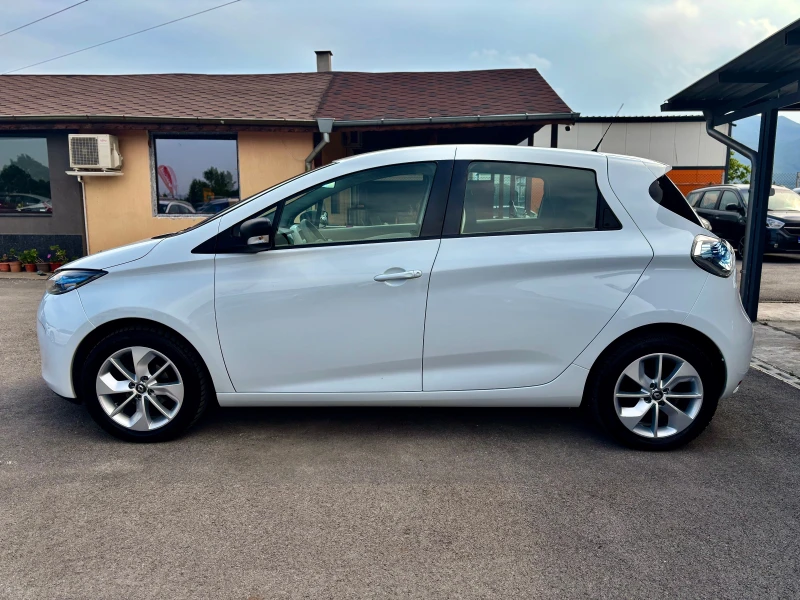 Renault Zoe, снимка 5 - Автомобили и джипове - 50905590