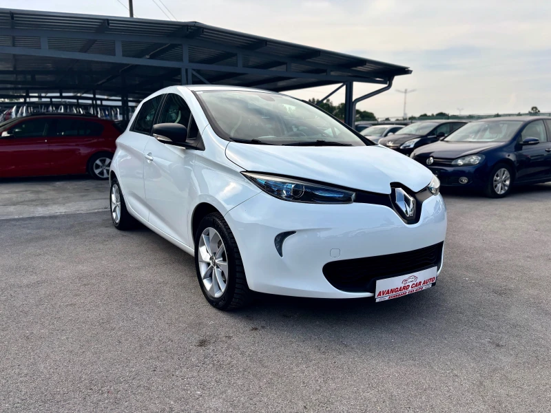 Renault Zoe, снимка 2 - Автомобили и джипове - 50905590