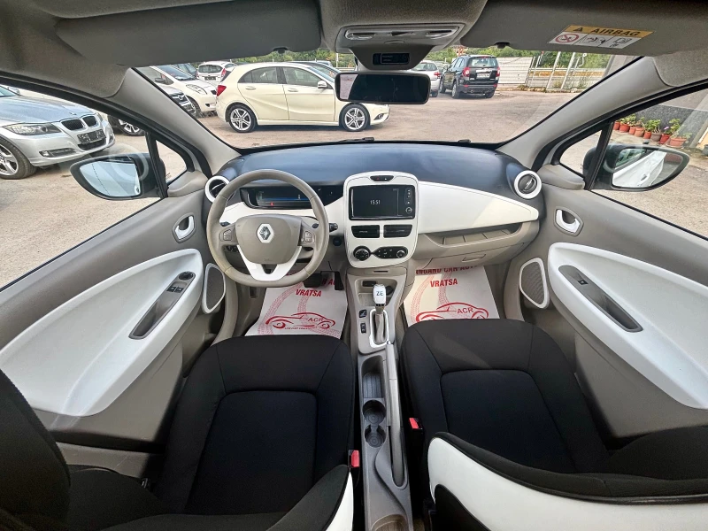 Renault Zoe, снимка 8 - Автомобили и джипове - 50905590