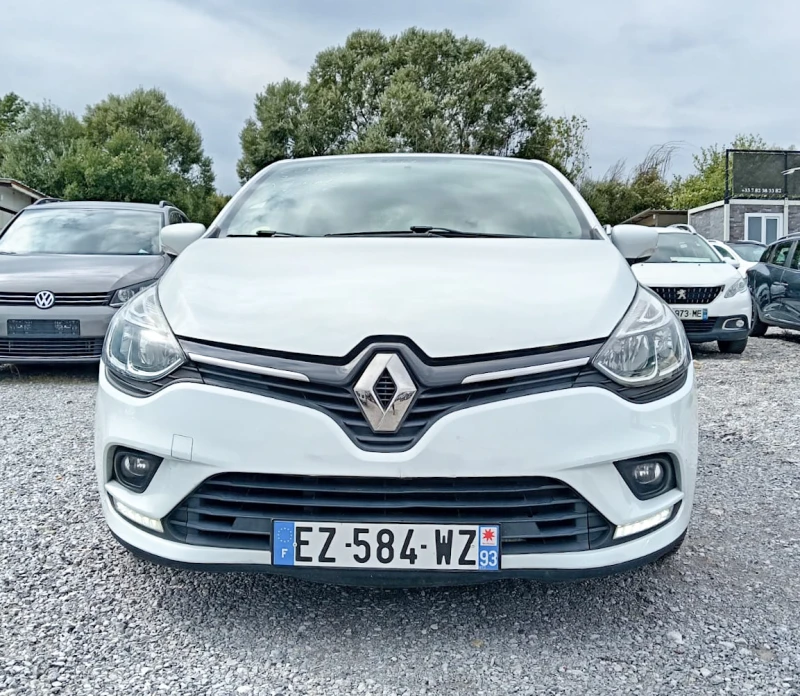 Renault Clio AUTOMATIC, снимка 2 - Автомобили и джипове - 51155920