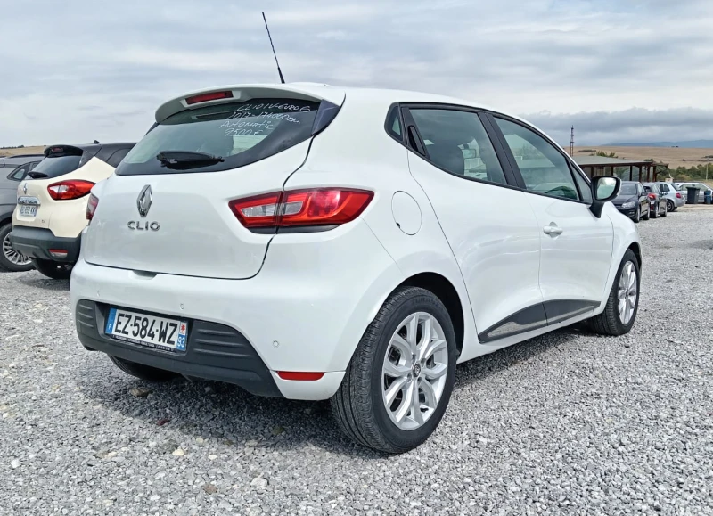 Renault Clio AUTOMATIC, снимка 5 - Автомобили и джипове - 51155920
