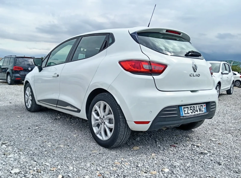 Renault Clio AUTOMATIC, снимка 7 - Автомобили и джипове - 51155920