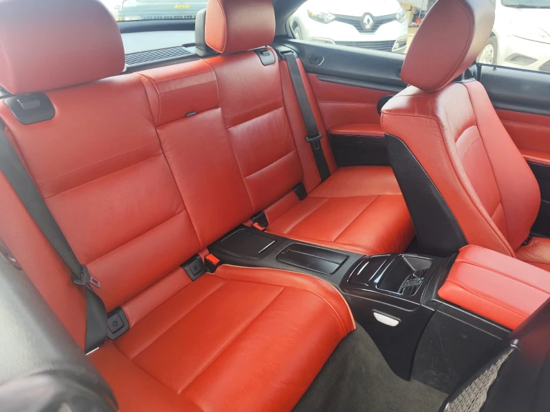 BMW 330 3.0 дизел Италия, снимка 16 - Автомобили и джипове - 51283860