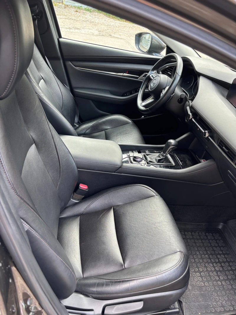 Mazda 3 2.0 Mild Hybrid Skyactiv-X, снимка 6 - Автомобили и джипове - 52472703