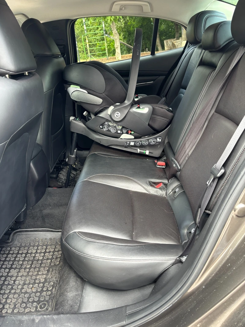 Mazda 3 2.0 Mild Hybrid Skyactiv-X, снимка 7 - Автомобили и джипове - 52472703