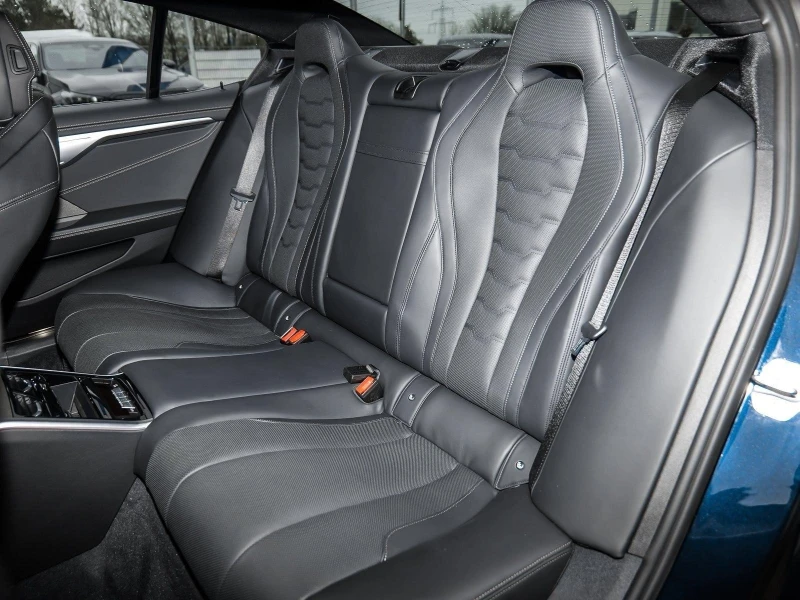 BMW 840 d/xDrive/GRAN COUPE/M-SPORT/LASER/H&K/PANO/360/, снимка 15 - Автомобили и джипове - 52650803