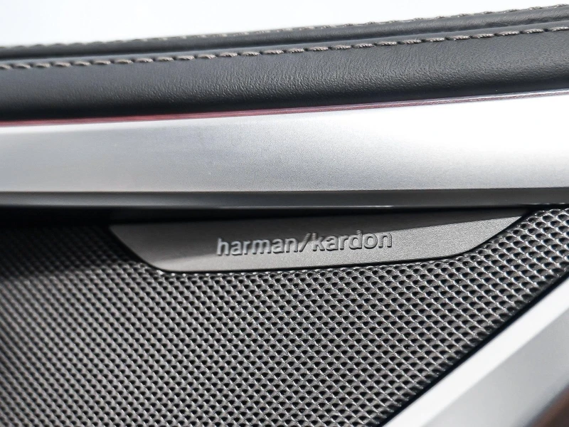 BMW 840 d/xDrive/GRAN COUPE/M-SPORT/LASER/H&K/PANO/360/, снимка 8 - Автомобили и джипове - 52650803