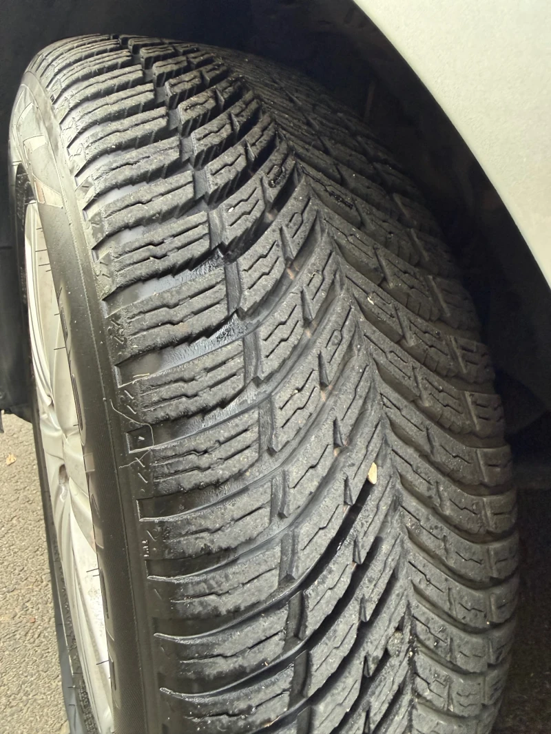 VW Golf 1.6TDI Comfortline, снимка 11 - Автомобили и джипове - 52961935