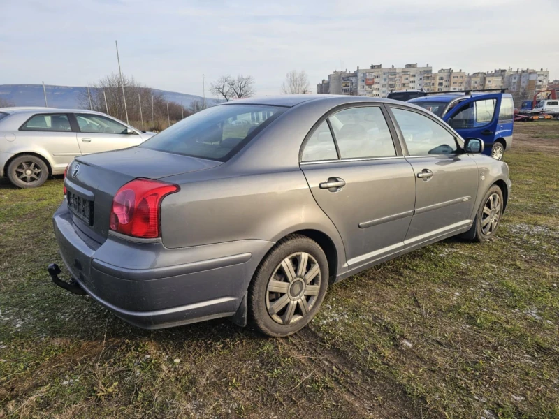 Toyota Avensis 2.0 D4D 116к.с, снимка 5 - Автомобили и джипове - 53288926