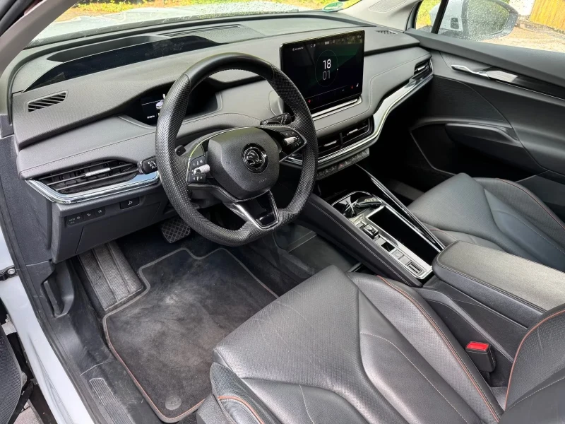 Skoda Enyaq 82 Kwгаранция терм.помпа екстри , снимка 5 - Автомобили и джипове - 53292413