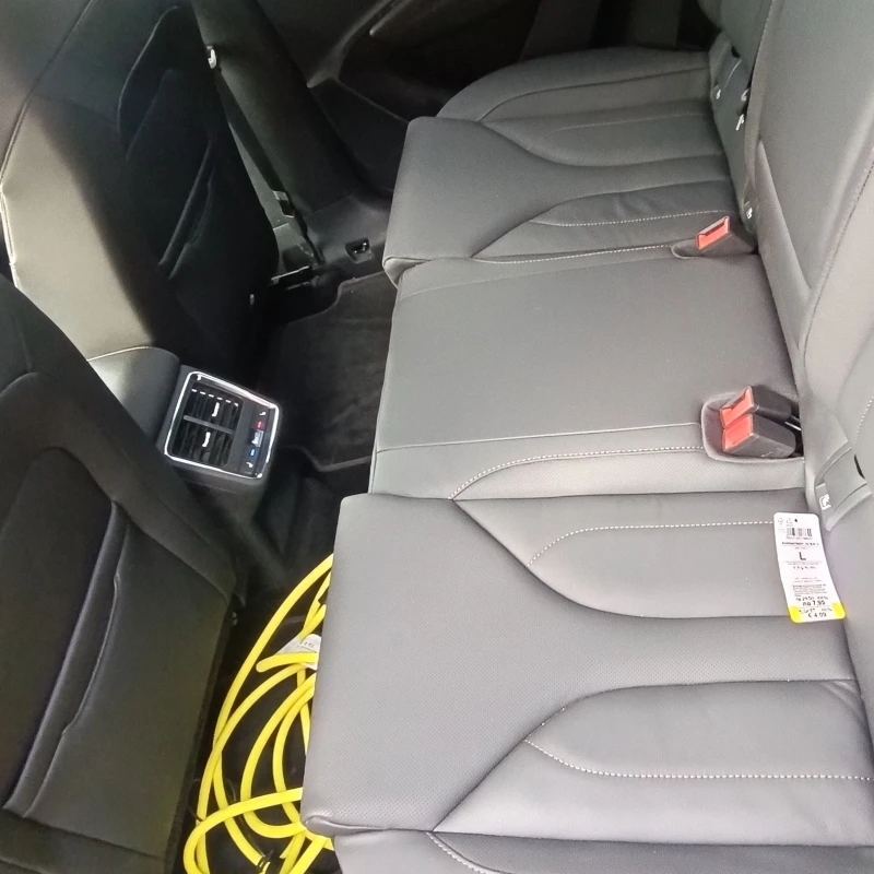 Skoda Enyaq 82 Kwгаранция терм.помпа екстри , снимка 8 - Автомобили и джипове - 53292413