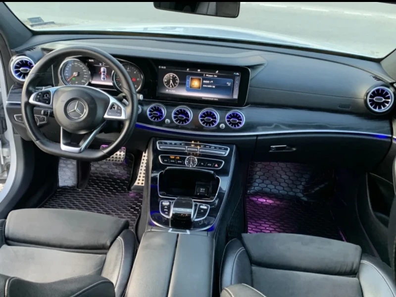 Mercedes-Benz E 220 63 AMG package 360 kamera /9g/, снимка 4 - Автомобили и джипове - 53391604