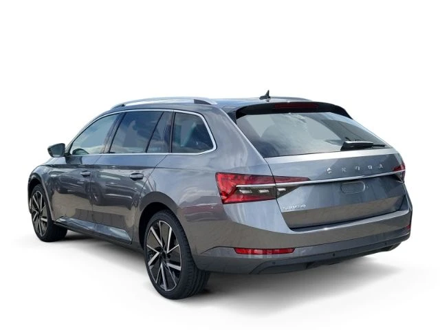 Skoda Superb Combi 2.0 TDI Style , снимка 5 - Автомобили и джипове - 48957648