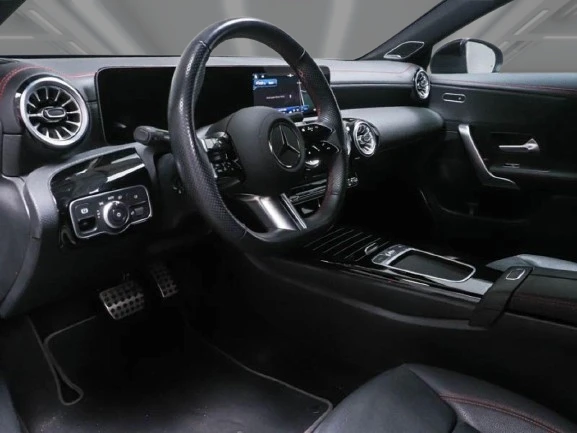 Mercedes-Benz CLA 220 d = AMG Line = Premium Гаранция - изображение 5