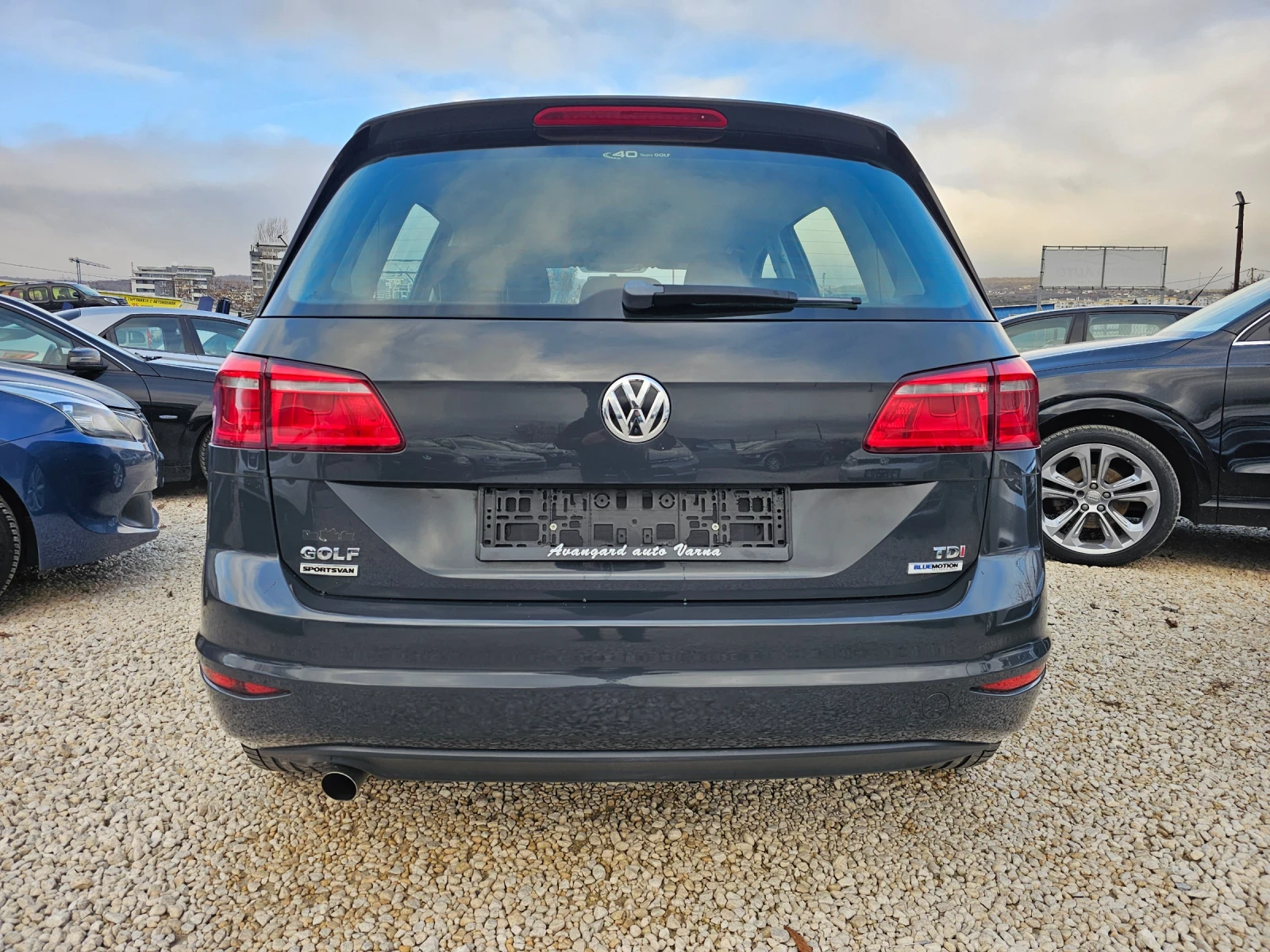 VW Sportsvan 1.6TDI, DSG - изображение 5