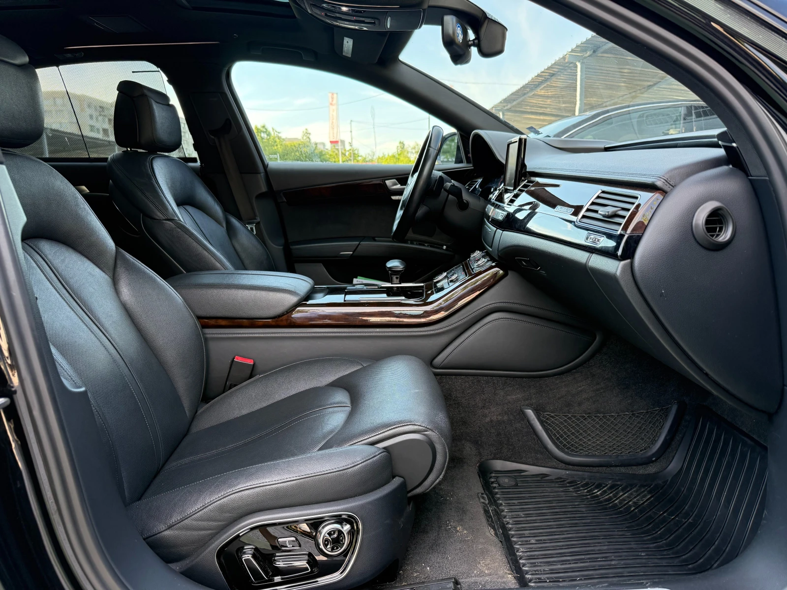 Audi A8 4.0TFSI  LONG - изображение 8