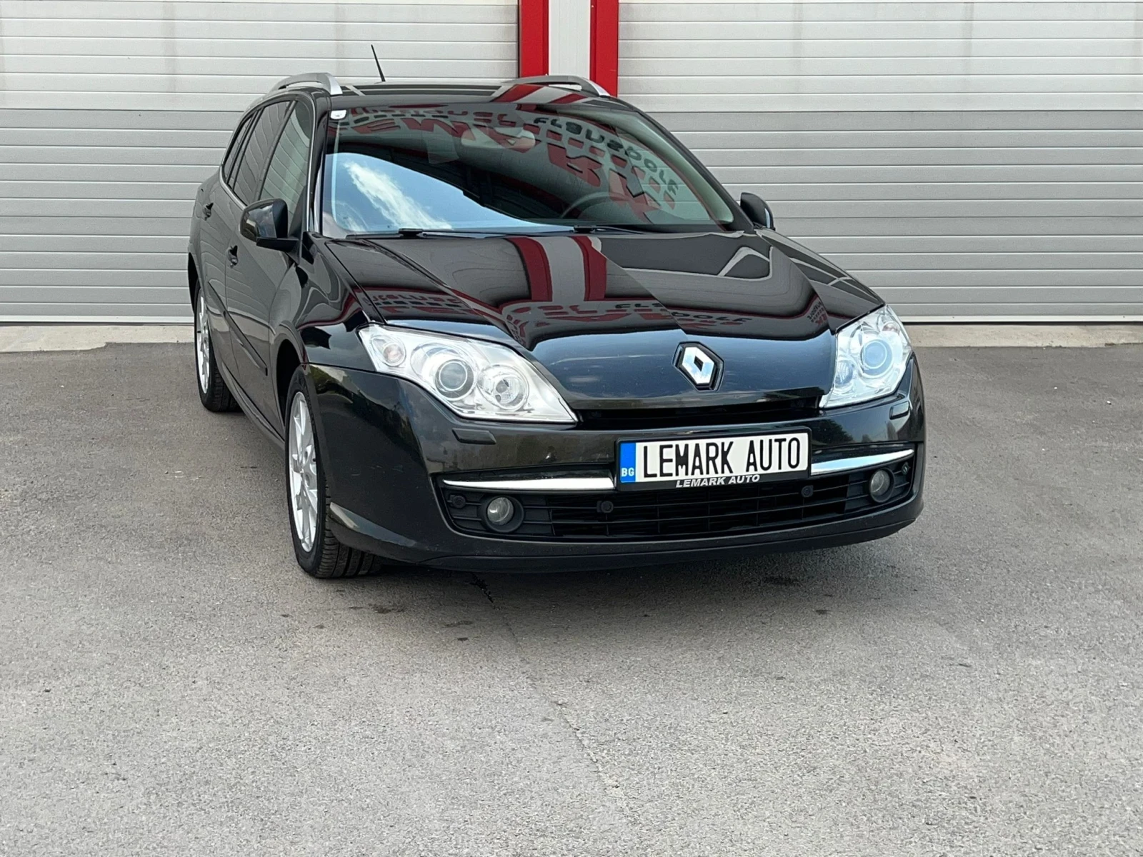 Renault Laguna 2.0DCI KLIMATRONIK 6-СКОРОСТИ ЛИЗИНГ!!! - изображение 3