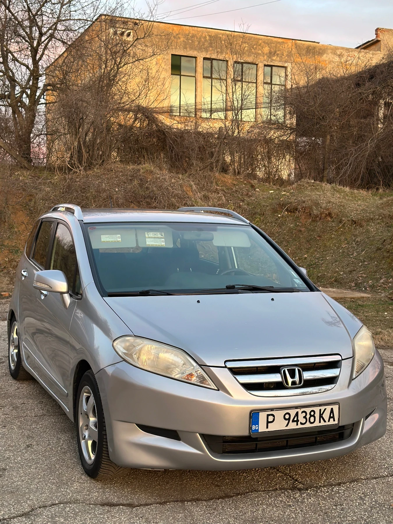 Honda Fr-v 2.0  - изображение 2