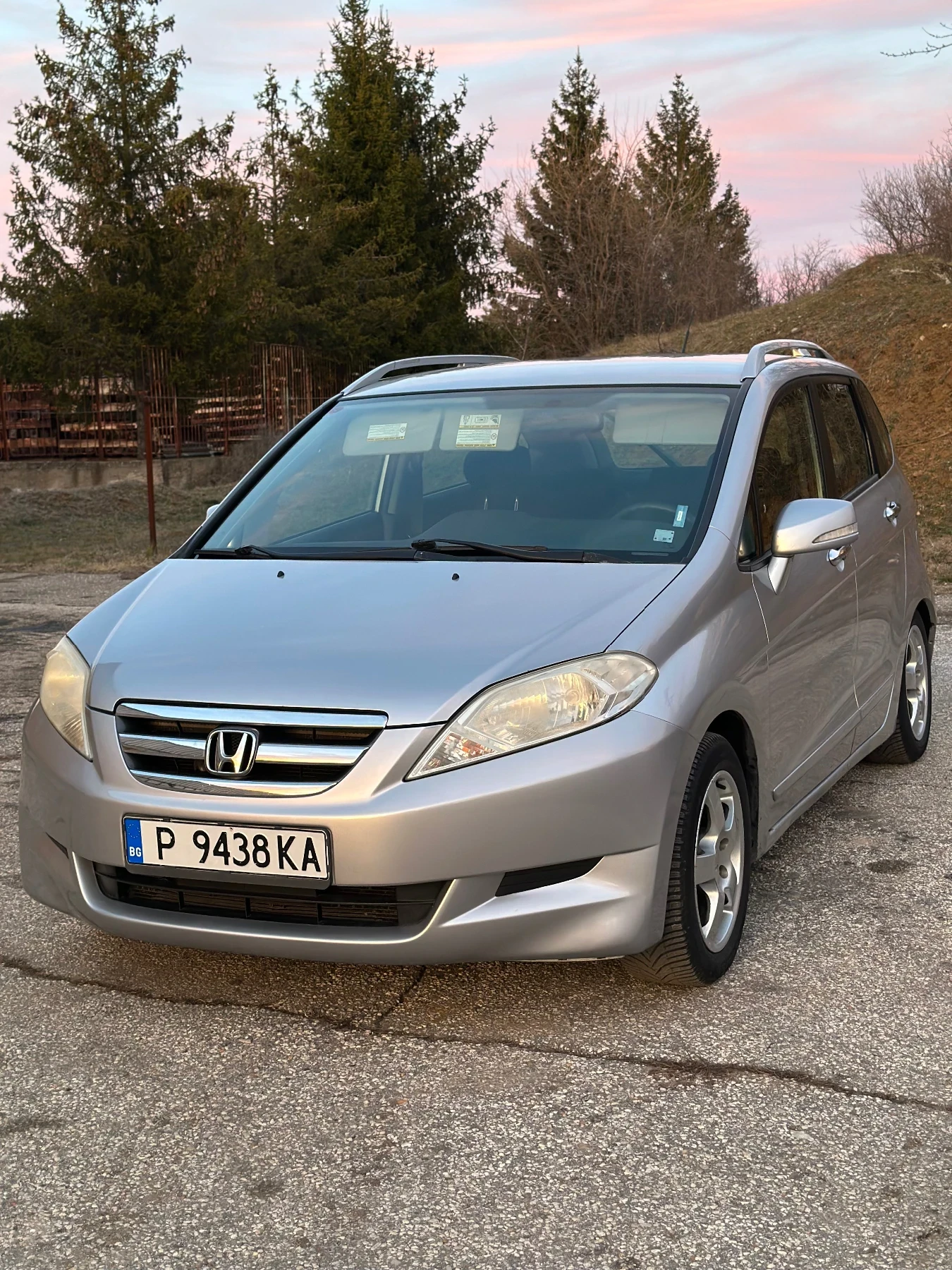 Honda Fr-v 2.0  - изображение 3
