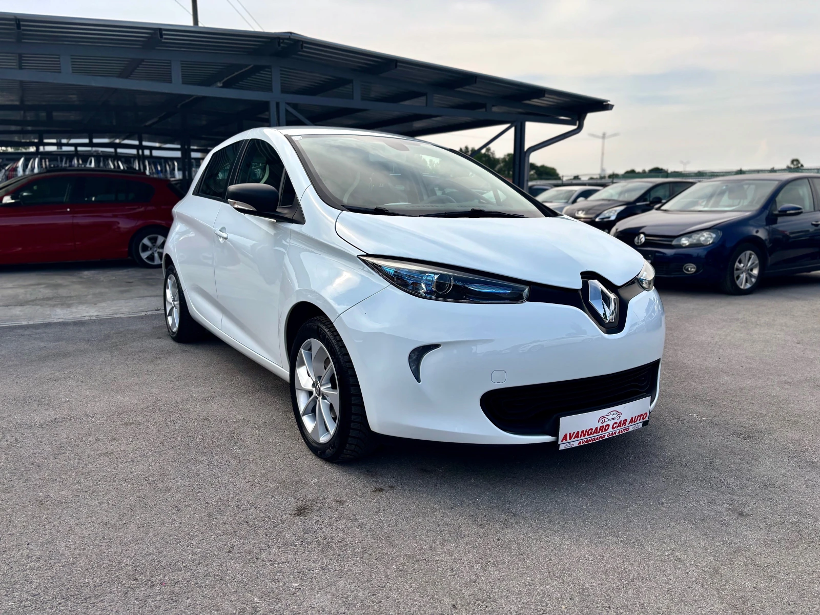 Renault Zoe  - изображение 2