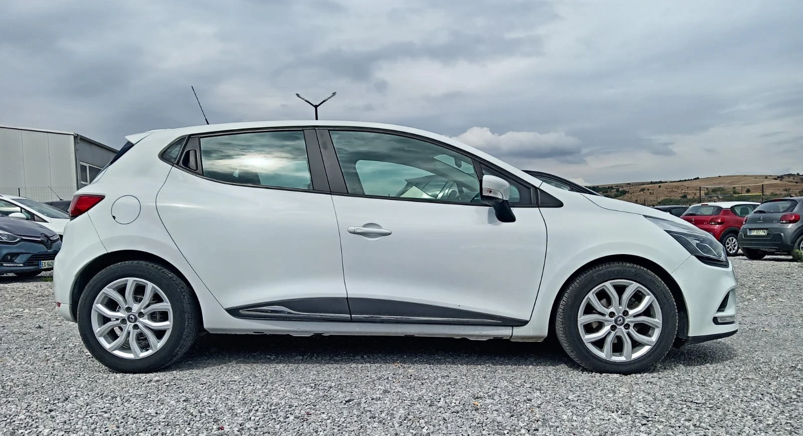 Renault Clio AUTOMATIC - изображение 4