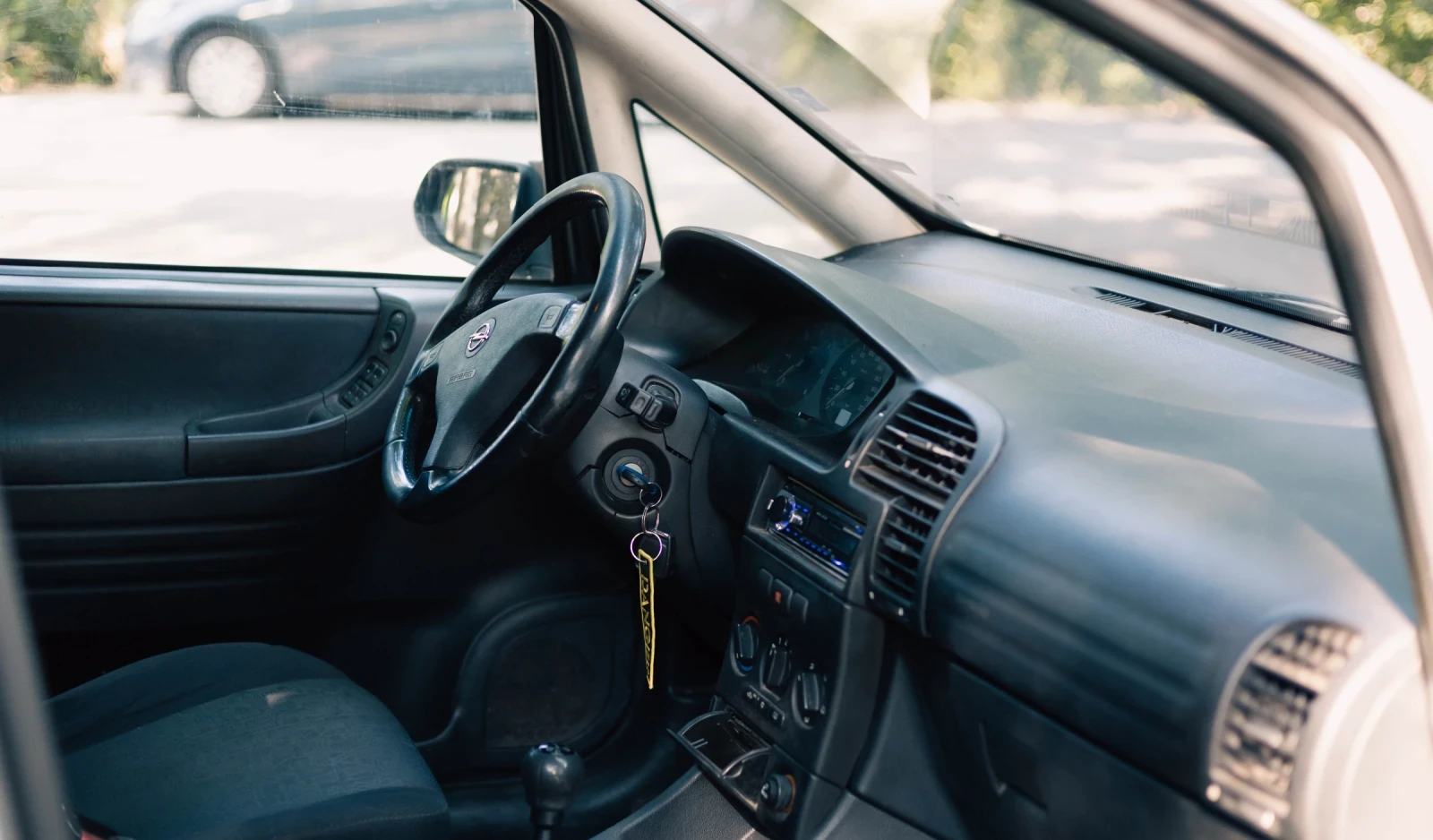Opel Zafira  - изображение 6