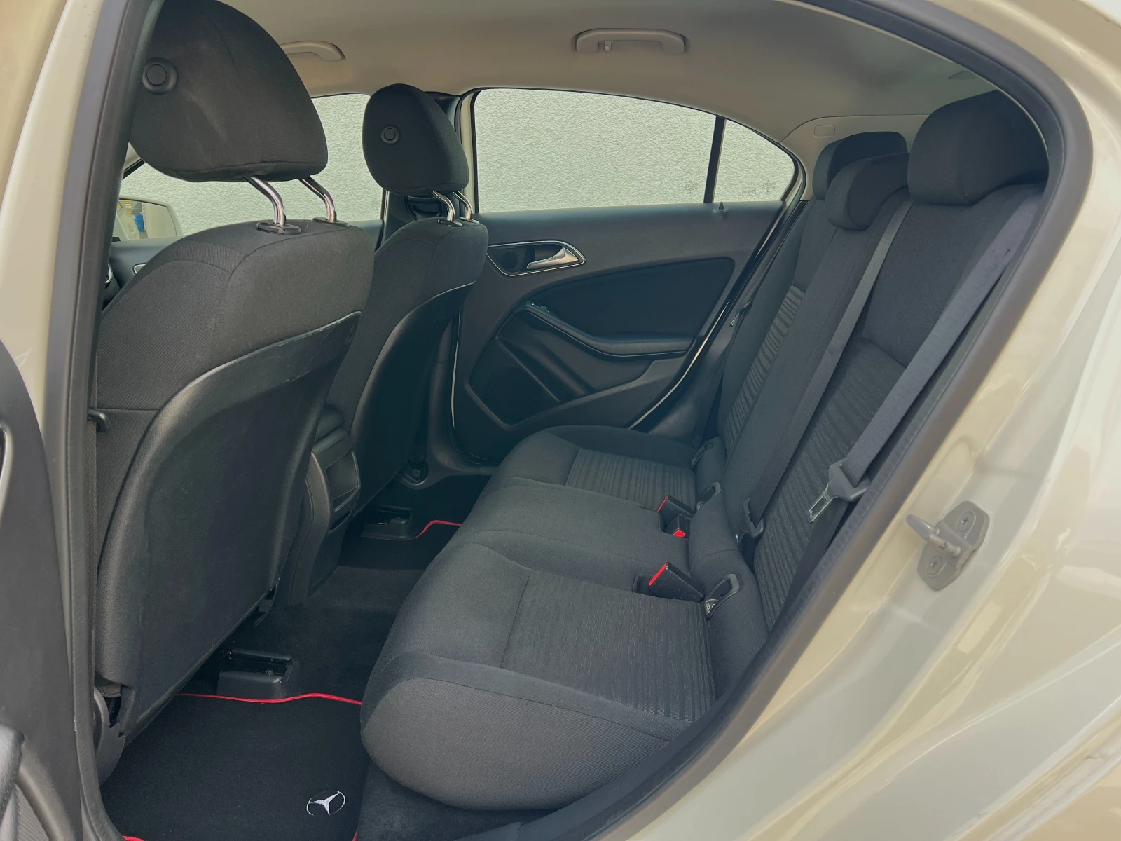 Mercedes-Benz A 180 d Executive   | Mobile.bg   12