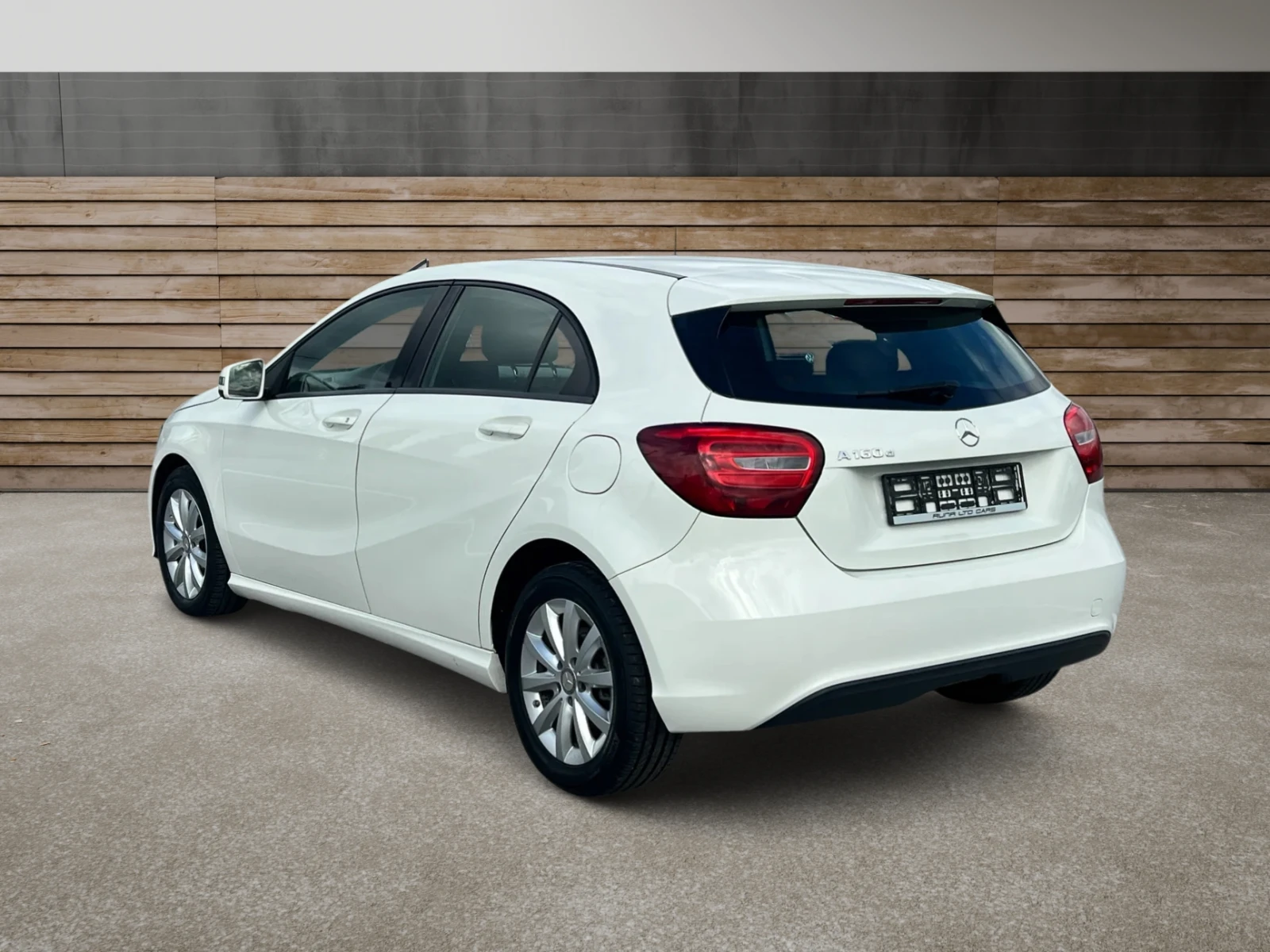 Mercedes-Benz A 180 d Executive ПРОЧЕТИ ОПИСАНИЕТО - изображение 4