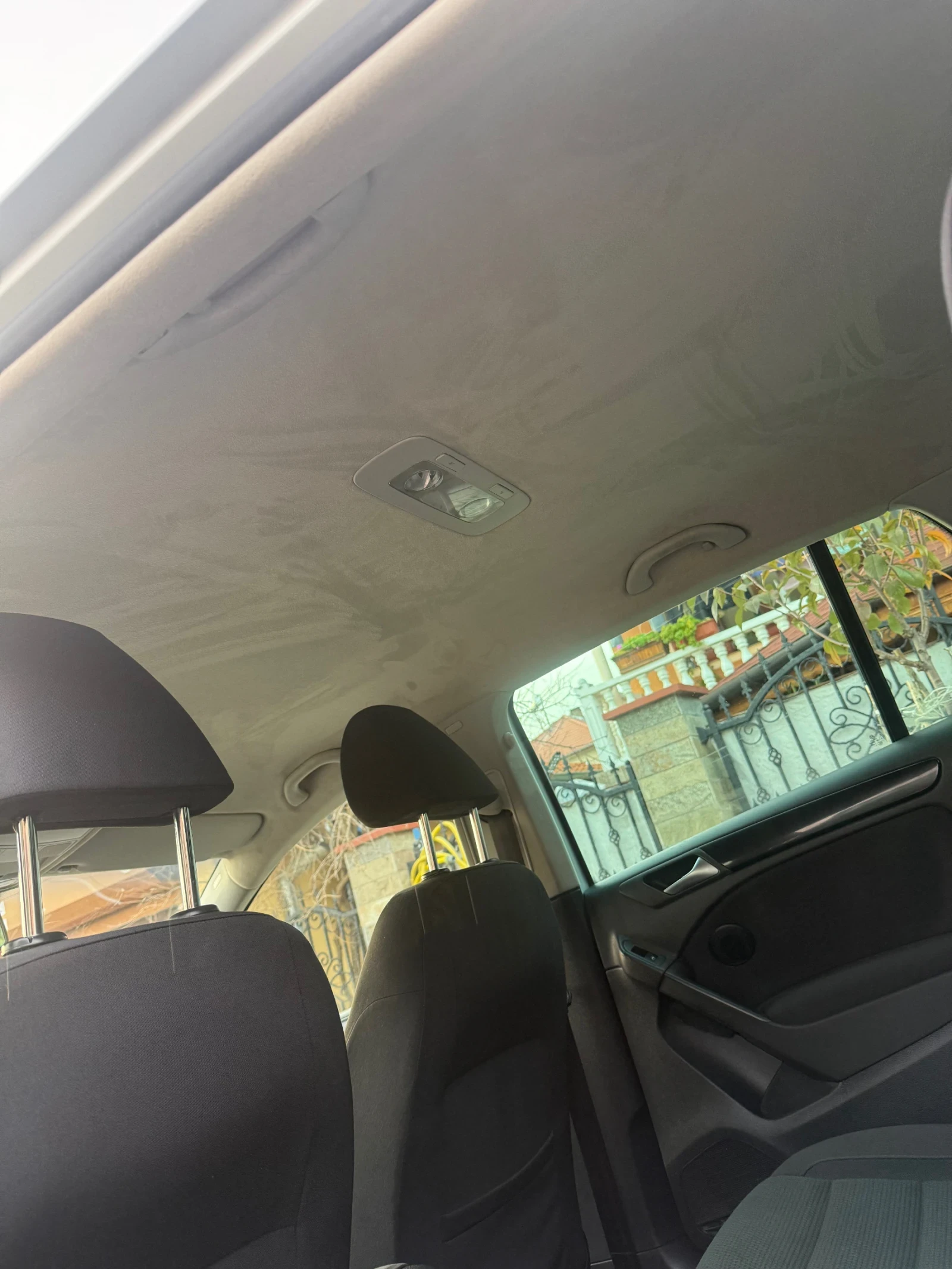 VW Golf 1.6TDI Comfortline - изображение 8