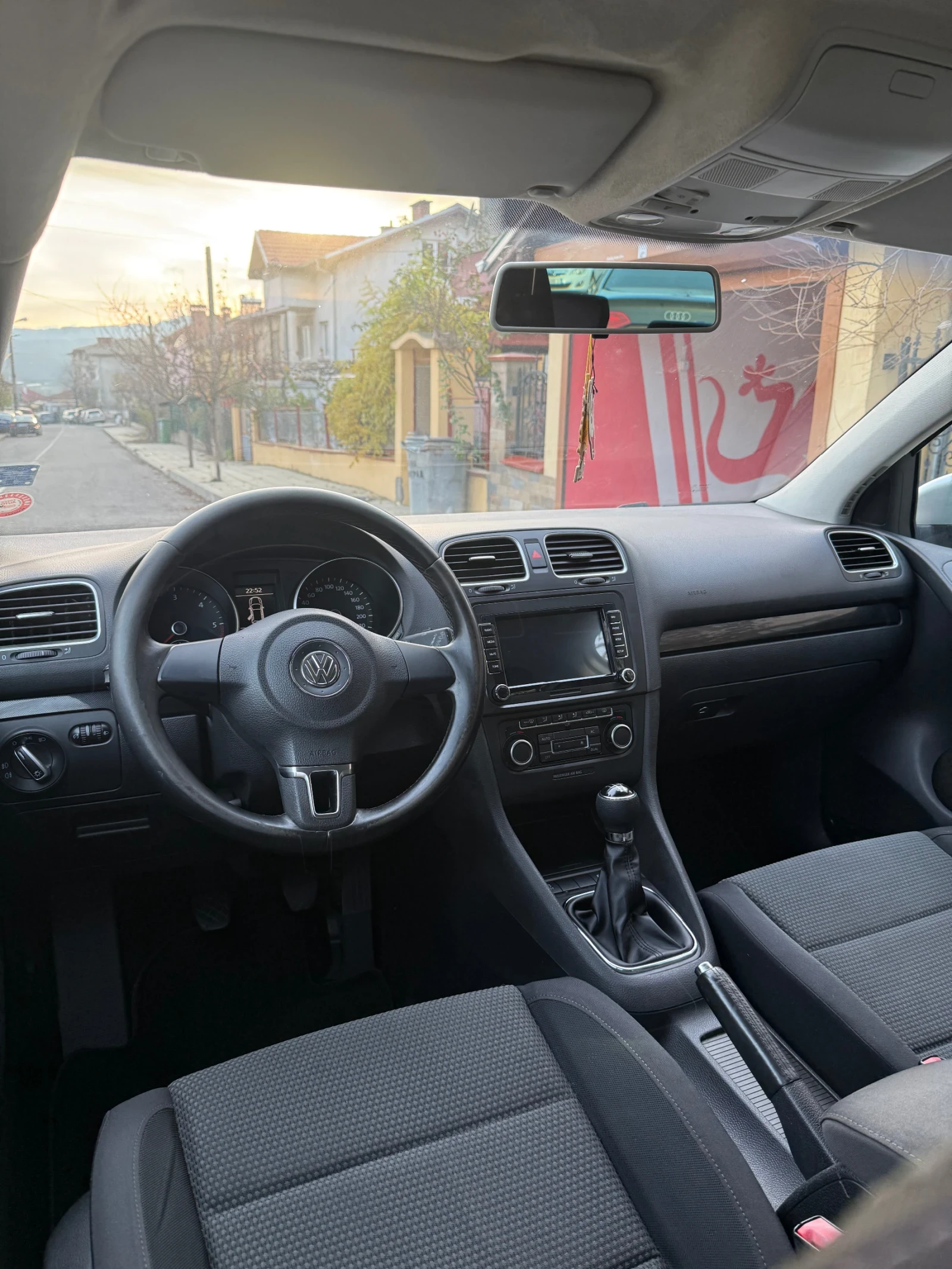 VW Golf 1.6TDI Comfortline - изображение 7