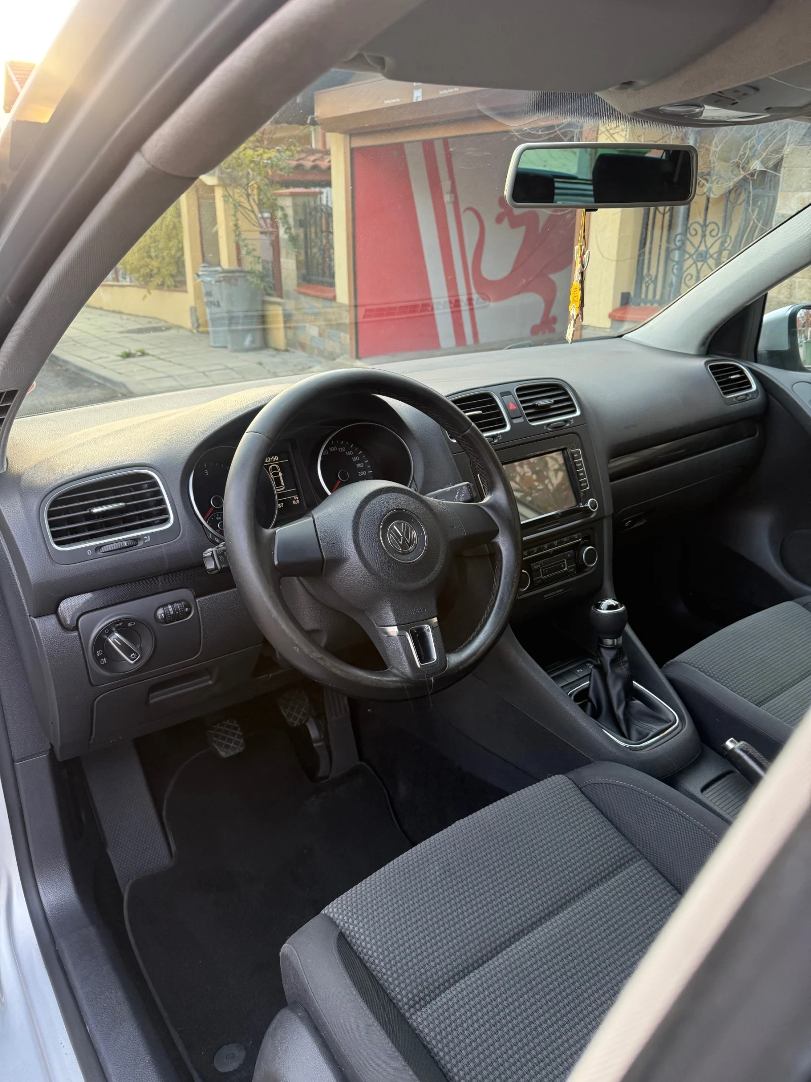 VW Golf 1.6TDI Comfortline - изображение 6