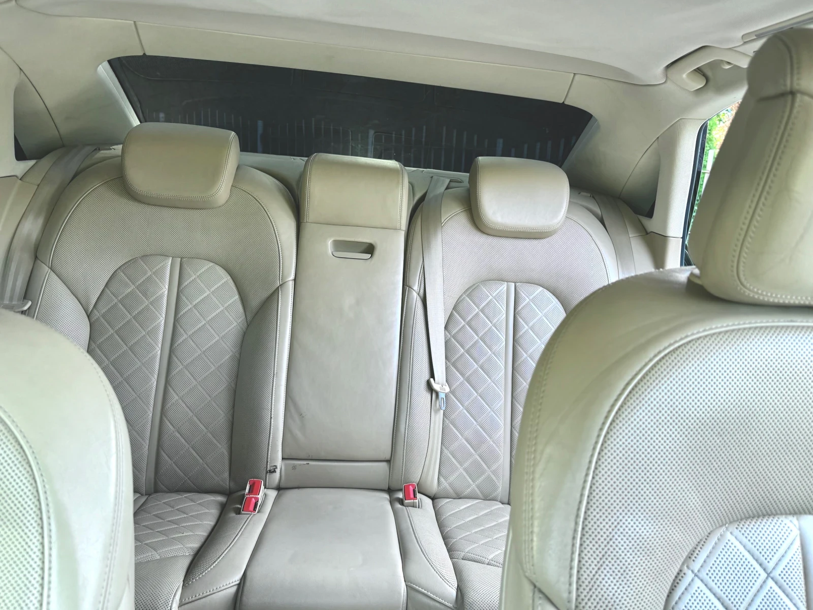 Audi A8 4.2 TDI MATRIX LED - изображение 8