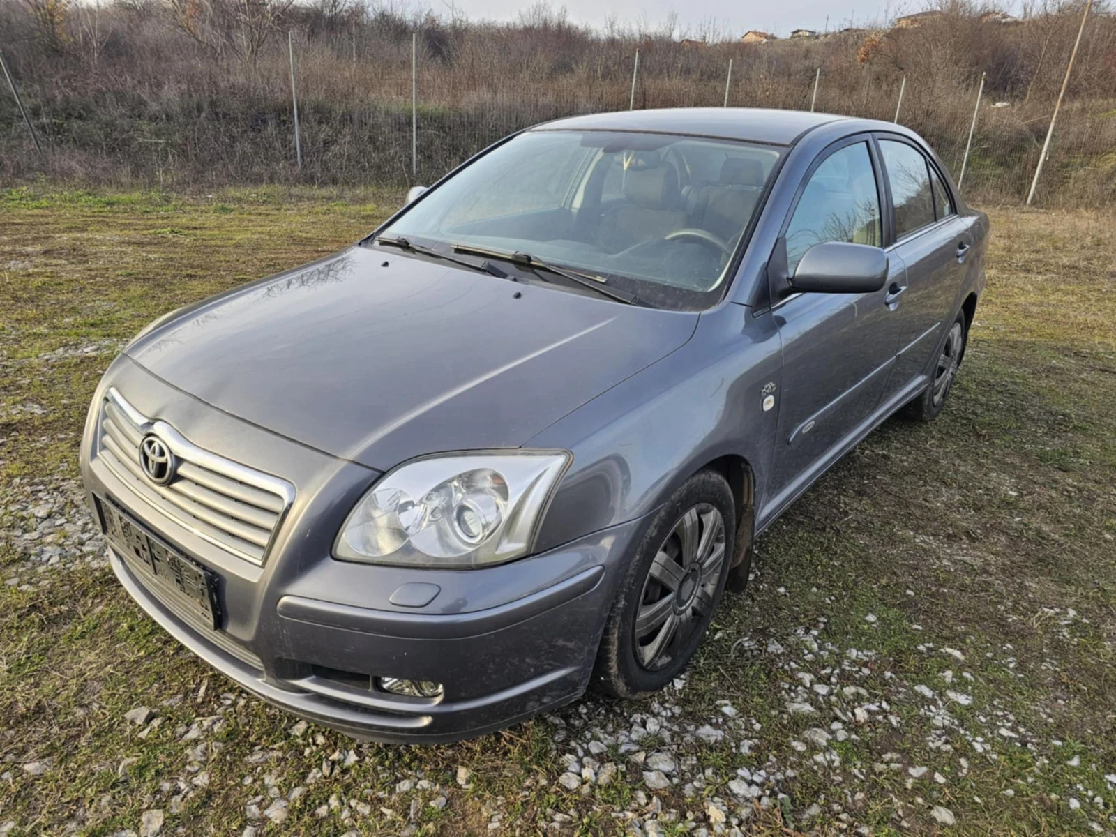 Toyota Avensis 2.0 D4D 116к.с - изображение 4