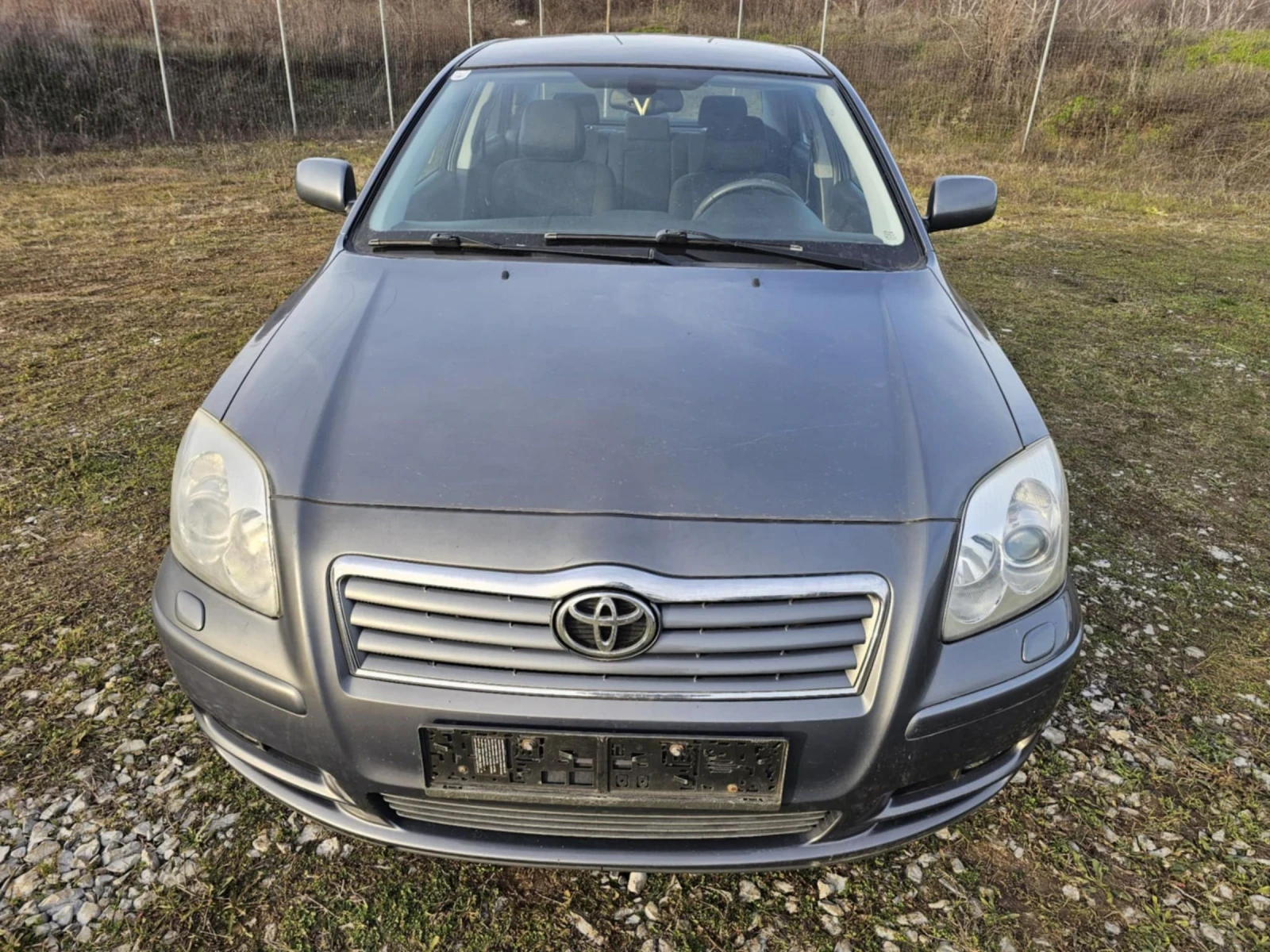 Toyota Avensis 2.0 D4D 116к.с - изображение 9