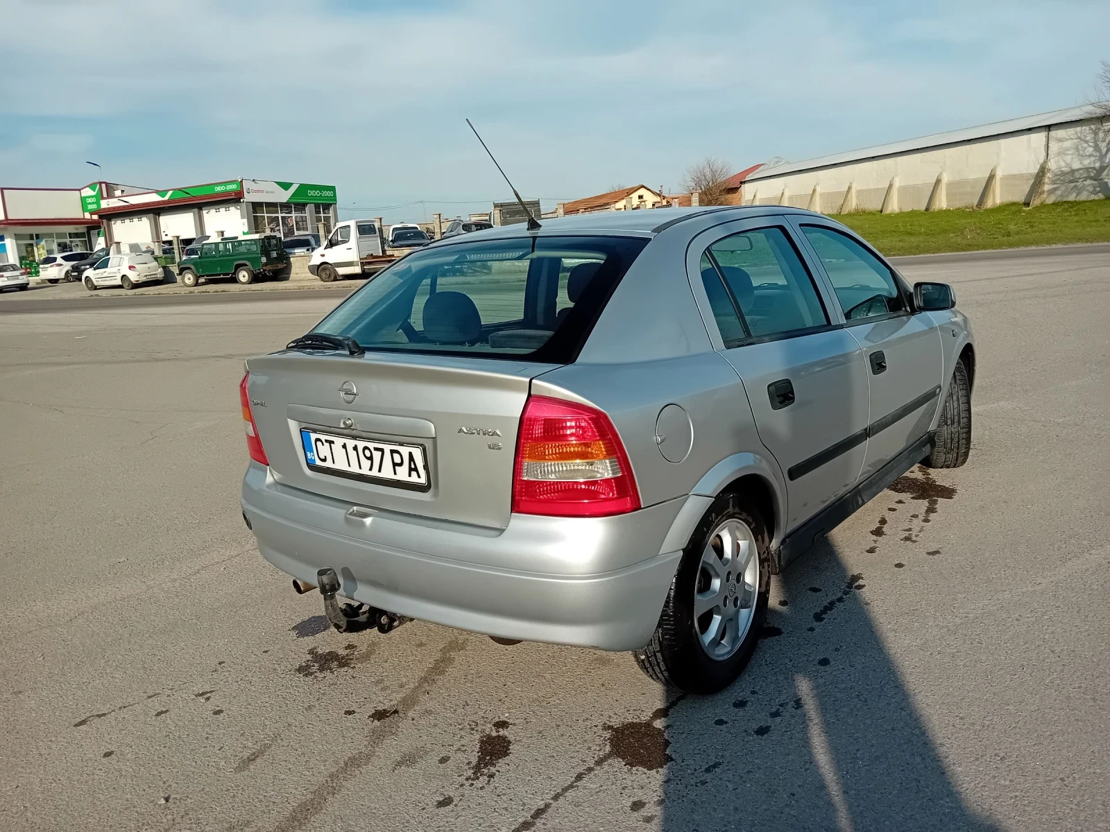 Opel Astra 1, 6 моно Газ, снимка 4 - Автомобили и джипове - 53726939
