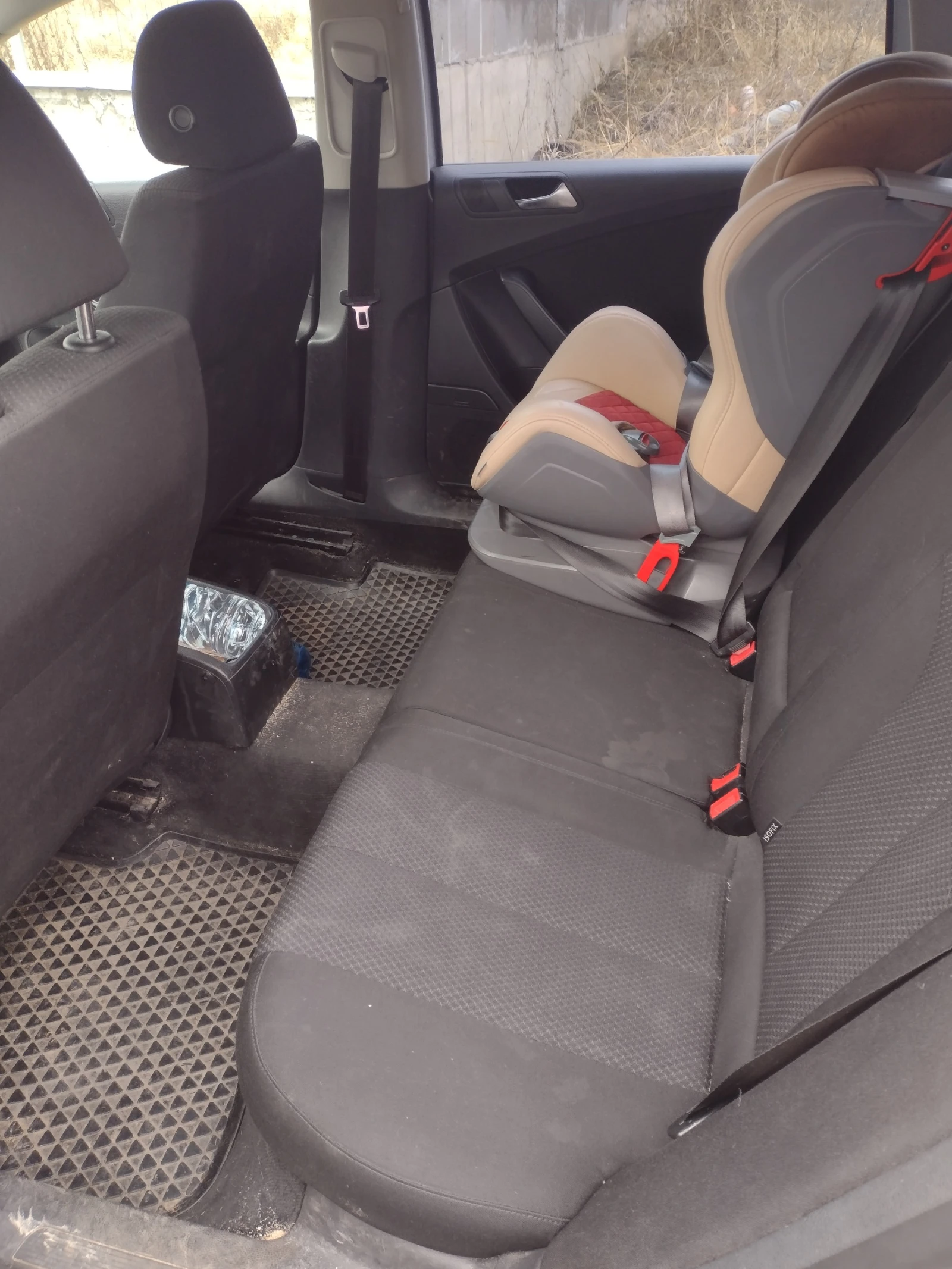 VW Passat, снимка 9 - Автомобили и джипове - 53837472