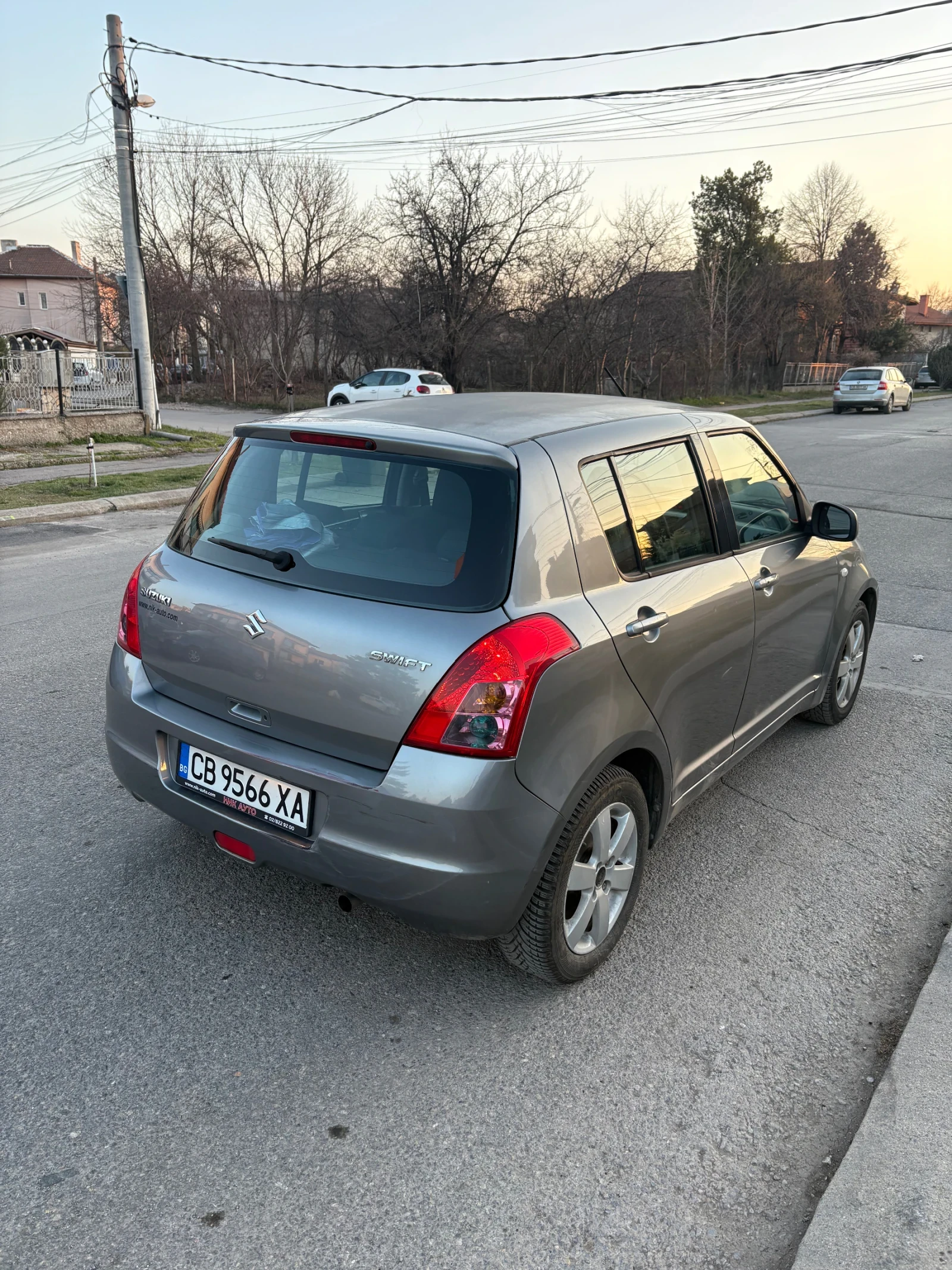 Suzuki Swift, снимка 5 - Автомобили и джипове - 53849549