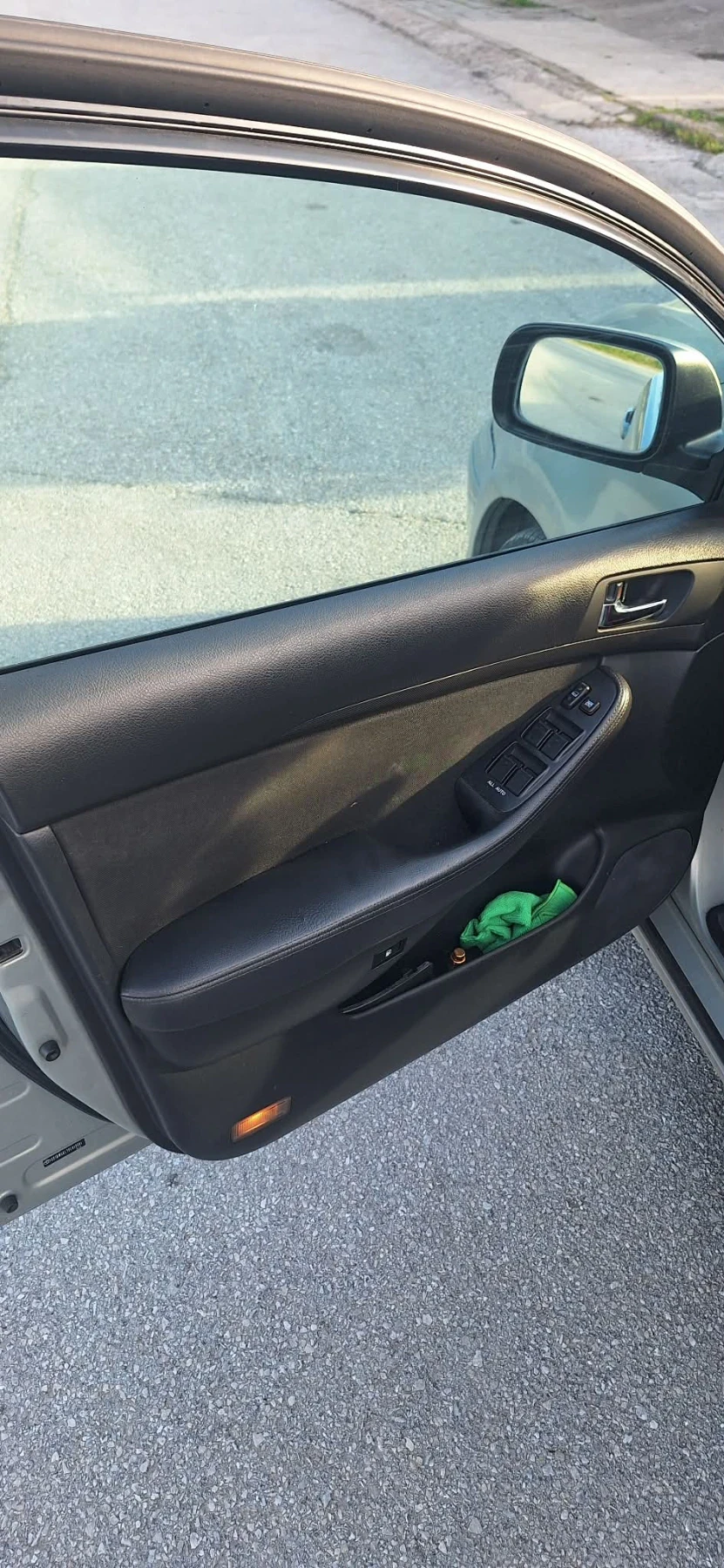 Toyota Avensis, снимка 10 - Автомобили и джипове - 53968227