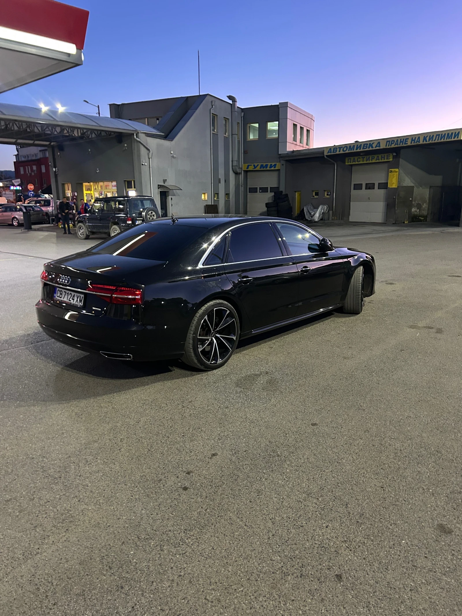 Audi A8  L/4.2TDI/TV/DISTR/BOSE/CAMERA/ОБДУХ/МАСА, снимка 7 - Автомобили и джипове - 54145759