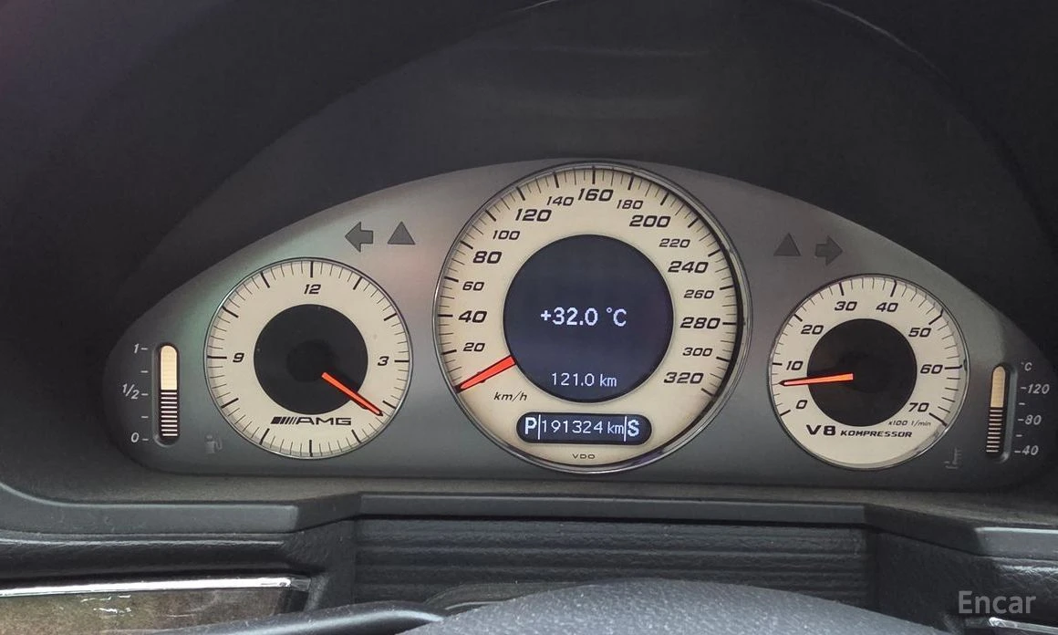 Mercedes-Benz E 55 AMG, снимка 7 - Автомобили и джипове - 54042188