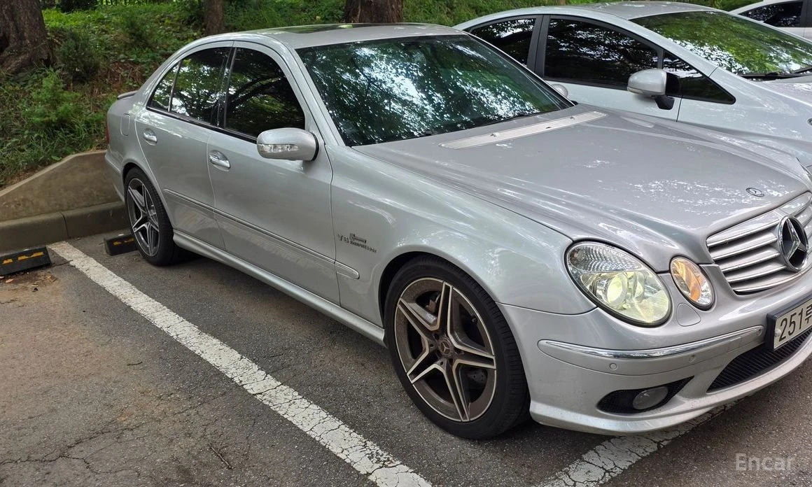 Mercedes-Benz E 55 AMG