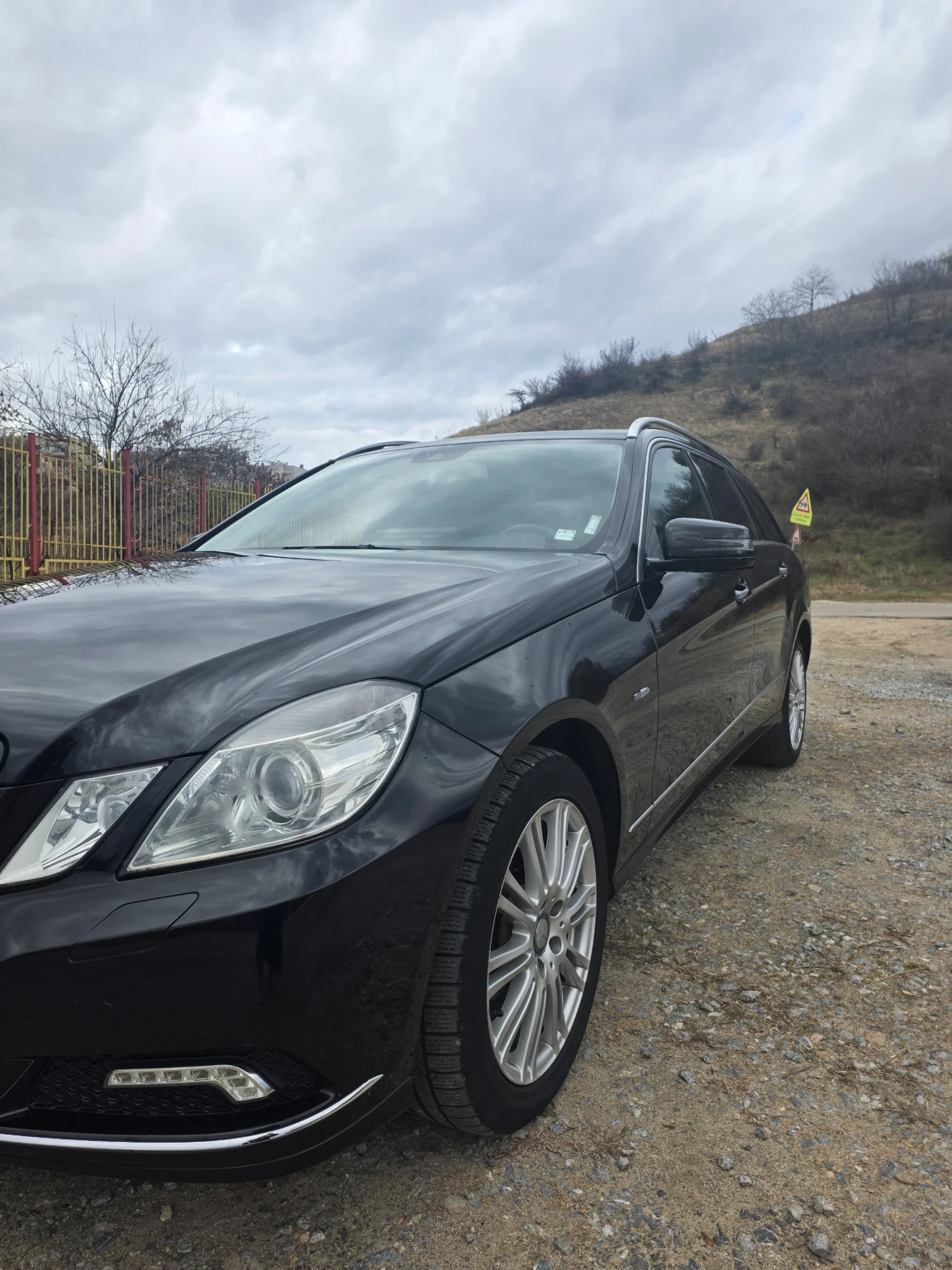 Mercedes-Benz E 350 W212 , снимка 15 - Автомобили и джипове - 54278046