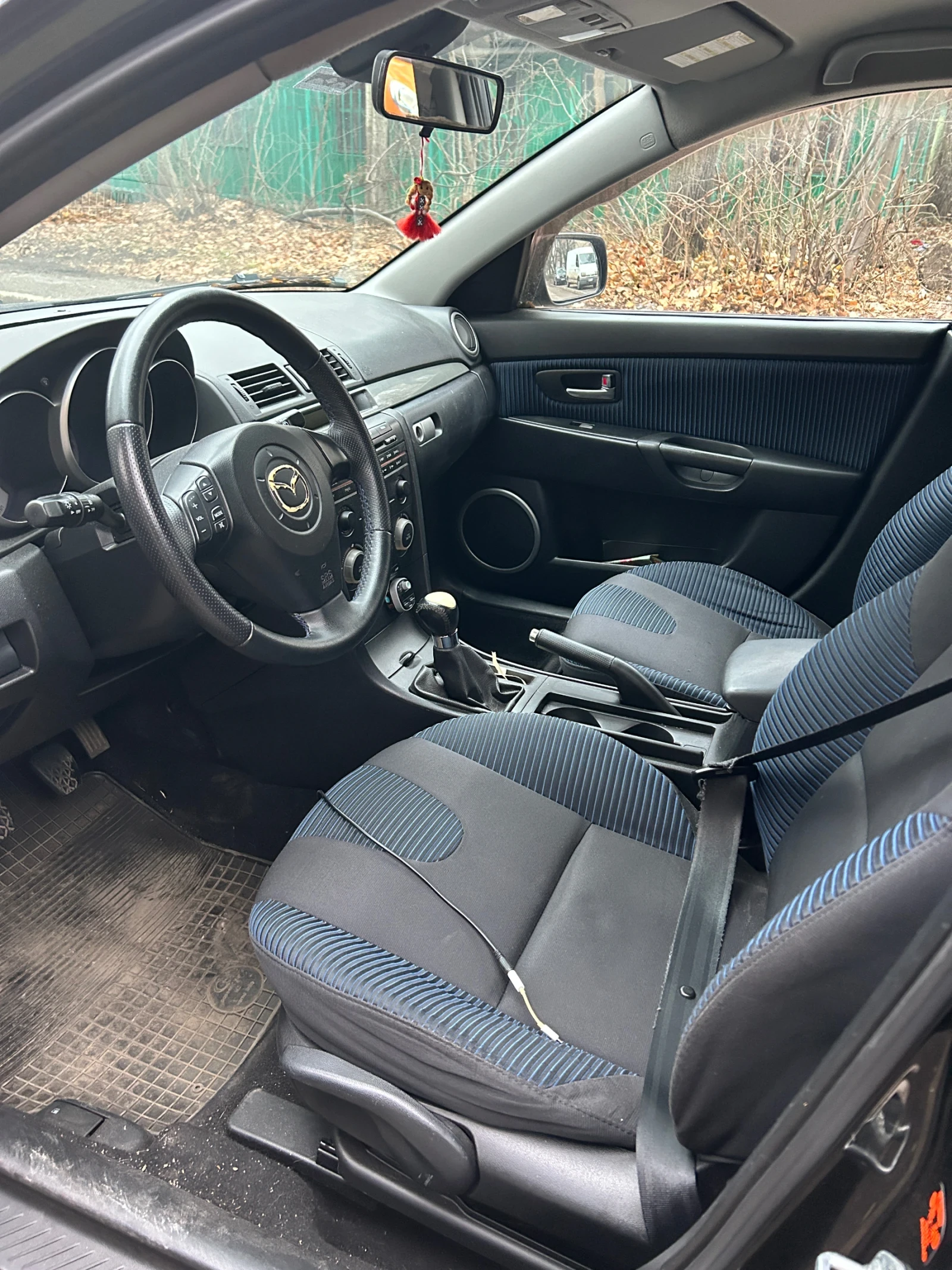 Mazda 3, снимка 8 - Автомобили и джипове - 54544399
