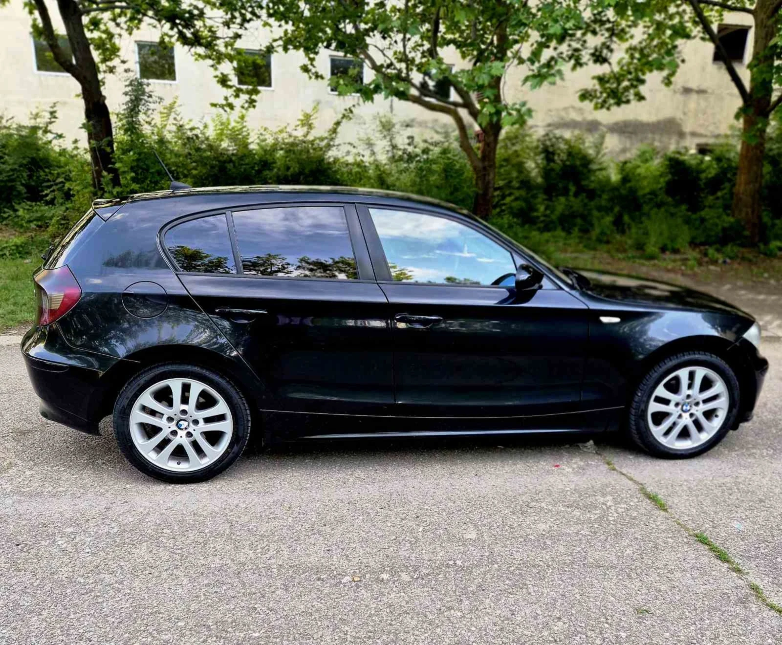 BMW 118 2.0, снимка 6 - Автомобили и джипове - 54665418