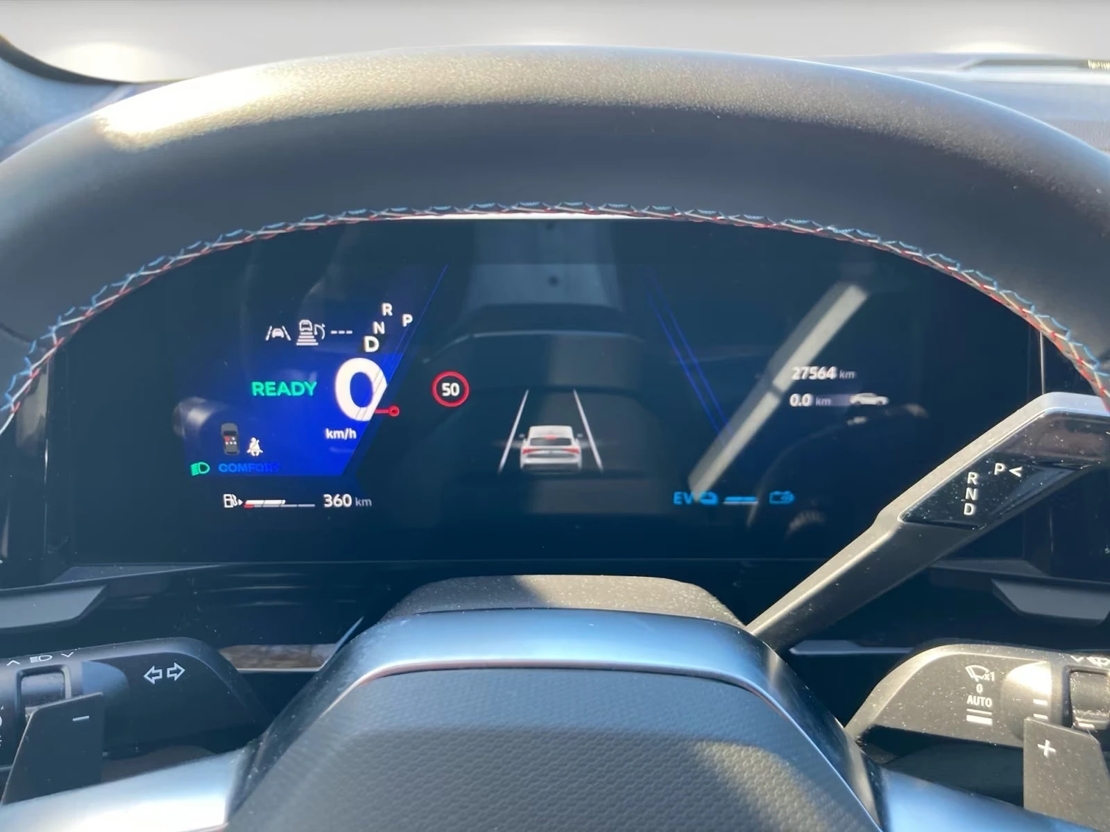 Renault Rafale E-TECH/200HP/ESPIRIT-ALPINE/HYBRID/360/PANO/633z, снимка 10 - Автомобили и джипове - 55402363