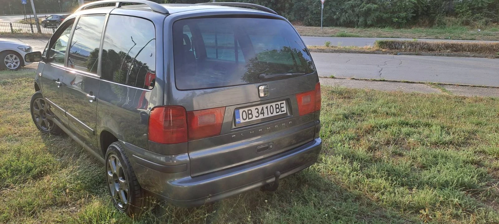 Seat Alhambra 1.9TDI 7 Местен, снимка 4 - Автомобили и джипове - 55431211